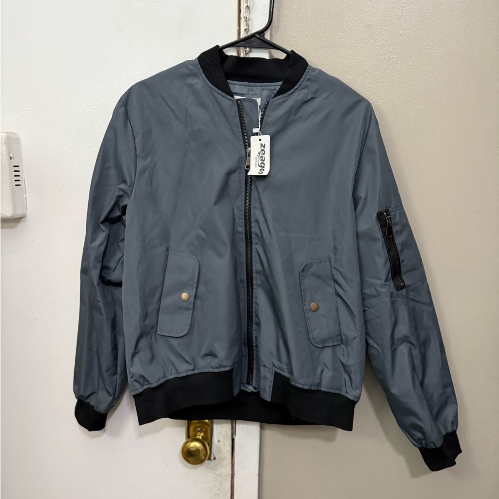 Zeagoo Gray Bomber Jacket with Ribbed Accents